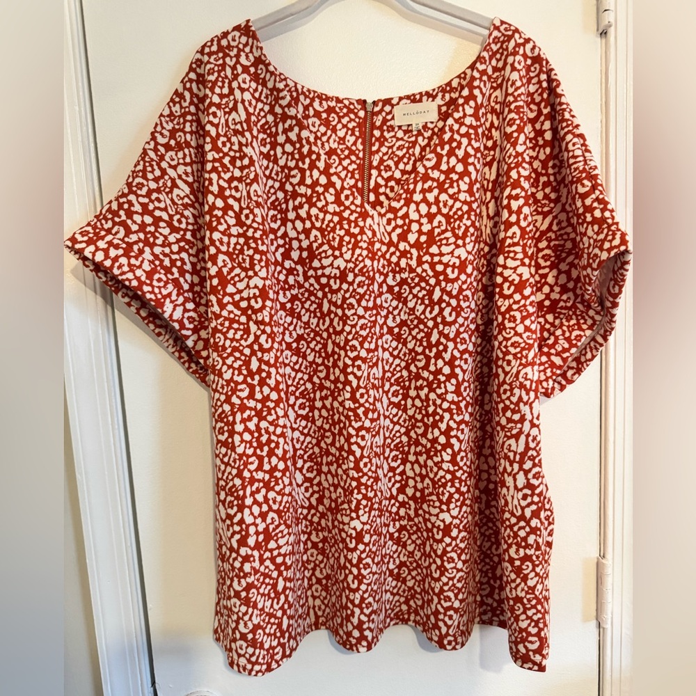 Leopard print blouse with zipper detail